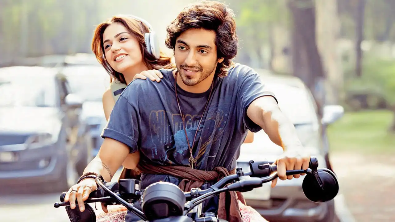 <i>Saiyaara</i> Box Office Day 10: Ahaan Panday's Film Mints Rs 30 Crore On Second Sunday, Eyes Rs 250 Crore