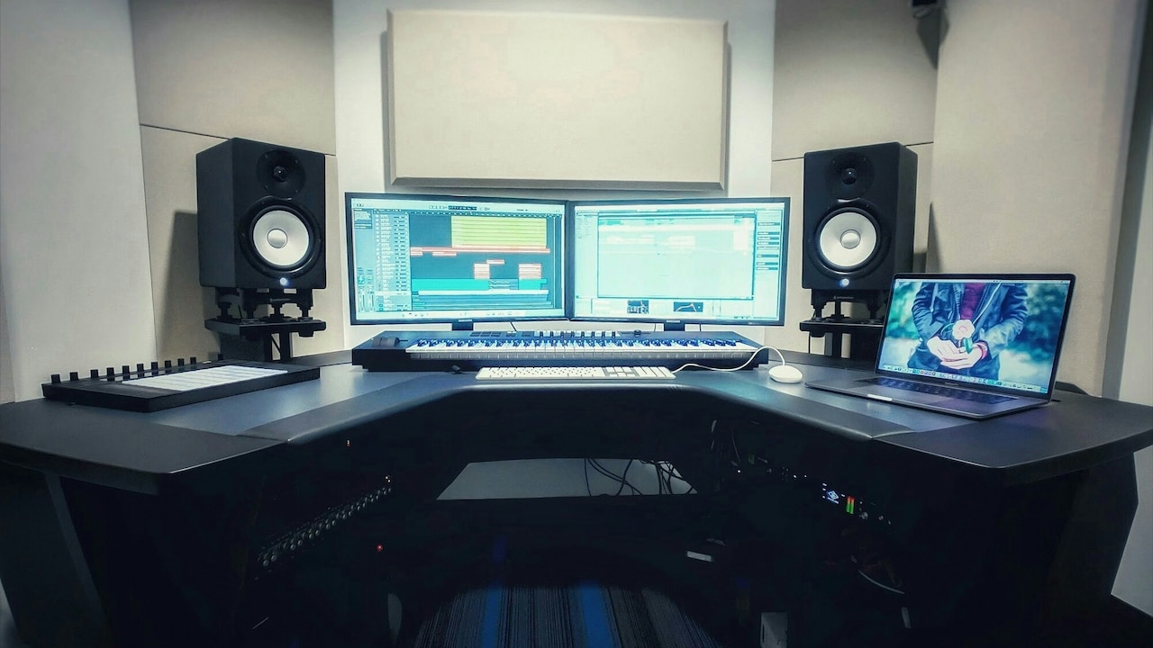 Top Music Room Setup Essentials You Can Buy On  Amazon For High-Quality Sound