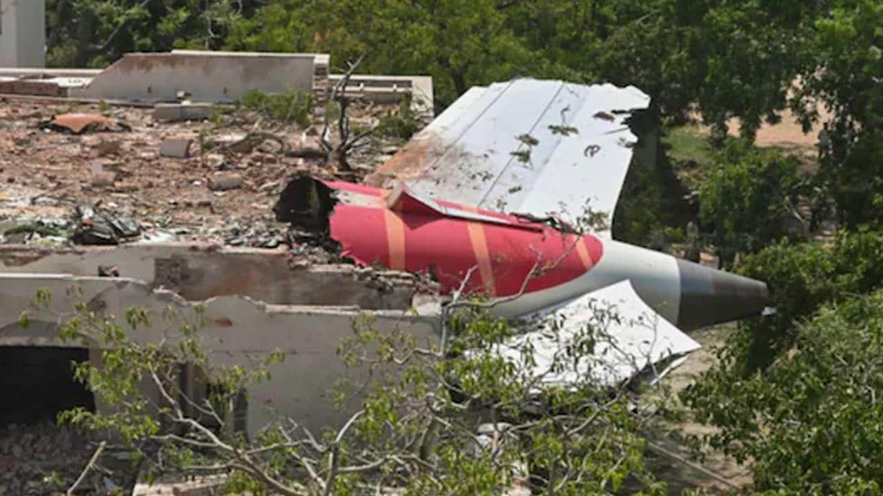 Video : AI-171 Crash Impact: Bookings Decline, Airfares Slashed