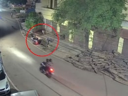 Speeding Teen Biker Falls In Drain Trying To Save Stray Dog, Dies Speeding Teen Biker Falls In Drain Trying To Save Stray Dog, Dies