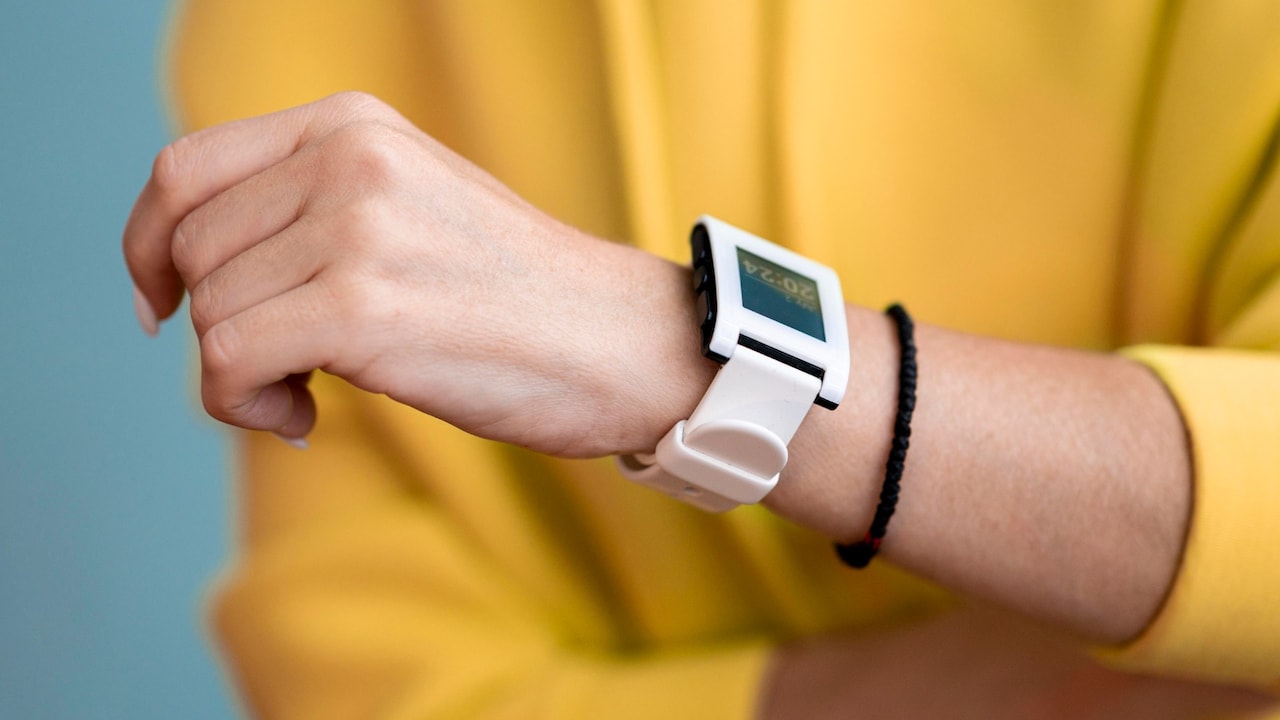 Turn heads with luxe smartwatches on offer during the Flipkart Freedom Sale