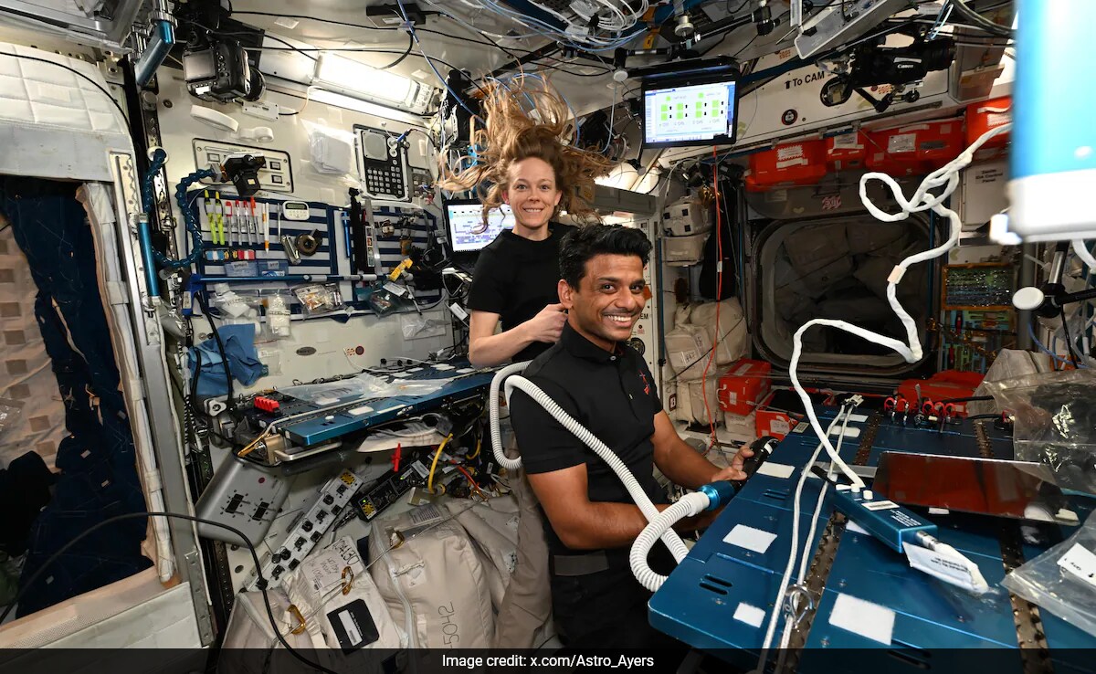 Групата Капитан Шубханшу Шукла направи история като стана първият индиец