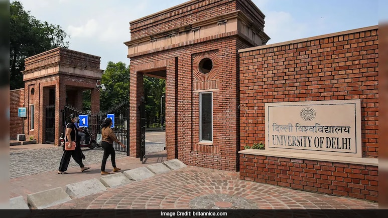 Delhi University's New Timings Slammed As "Anti-Teacher, Anti-Student"