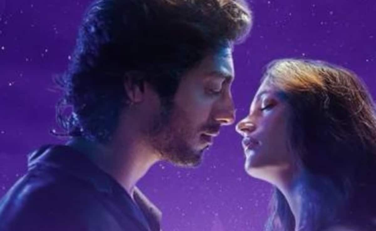 Saiyaara Box Office: 11 दिन में 300 करोड़ के करीब सैयारा, बड़ी-बड़ी फिल्मों को पछाड़ा