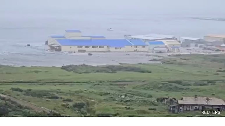 Why Small Tsunami Waves Still Triggers Mass Evacuations Across The Pacific