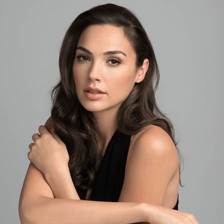 Gal Gadot, Criticized For Comments On Gaza War, Opens Jerusalem Film Festival With Call To End War