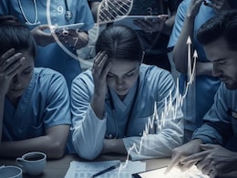 Night Shift: रात्रपाळी करणाऱ्यांमध्ये वाढतेय प्रजनन क्षमतेसंबंधी समस्या, तज्ज्ञांचा गंभीर इशारा Night Shift: रात्रपाळी करणाऱ्यांमध्ये वाढतेय प्रजनन क्षमतेसंबंधी समस्या, तज्ज्ञांचा गंभीर इशारा