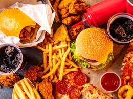 अल्ट्रा-प्रोसेस्ड फूड्स को थोड़ा-थोड़ा खाना भी बढ़ा सकता है डायबिटीज और कैंसर का खतरा- रिसर्च में हुआ खुलासा अल्ट्रा-प्रोसेस्ड फूड्स को थोड़ा-थोड़ा खाना भी बढ़ा सकता है डायबिटीज और कैंसर का खतरा- रिसर्च में हुआ खुलासा