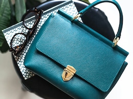 Women Bags पर धमाकेदार Sale! पाएं स्टाइलिश ट्रेंडी Handbags और Slings 300 रुपये से भी कम में Women Bags पर धमाकेदार Sale! पाएं स्टाइलिश ट्रेंडी Handbags और Slings 300 रुपये से भी कम में