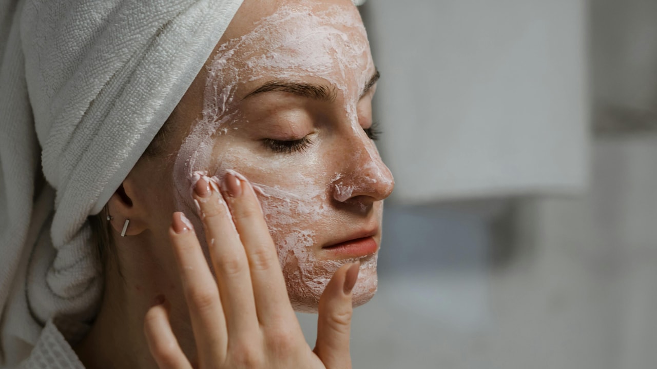 Read 5 simple tips and exfoliate your face the right way for healthier and softer looking skin