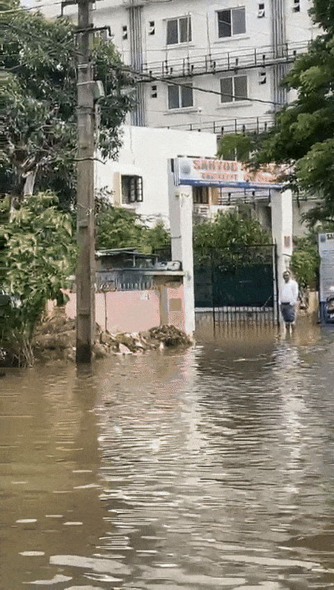 दिल्‍ली, पटना, भोपाल... हर राजधानी पानी-पानी, भारी बारिश से सड़कें लबालब, देखें वीडियो 