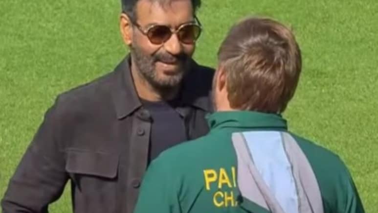 Army Veteran Slams Ajay Devgn For Viral Pic With Shahid Afridi In England: "Only For Soldiers To Die For India?"