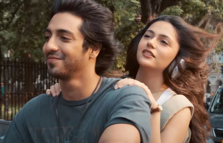Saiyaara Box Office: सैयारा दो हफ्तों से बॉक्स ऑफिस पर कर रही राज, कमाए इतने करोड़