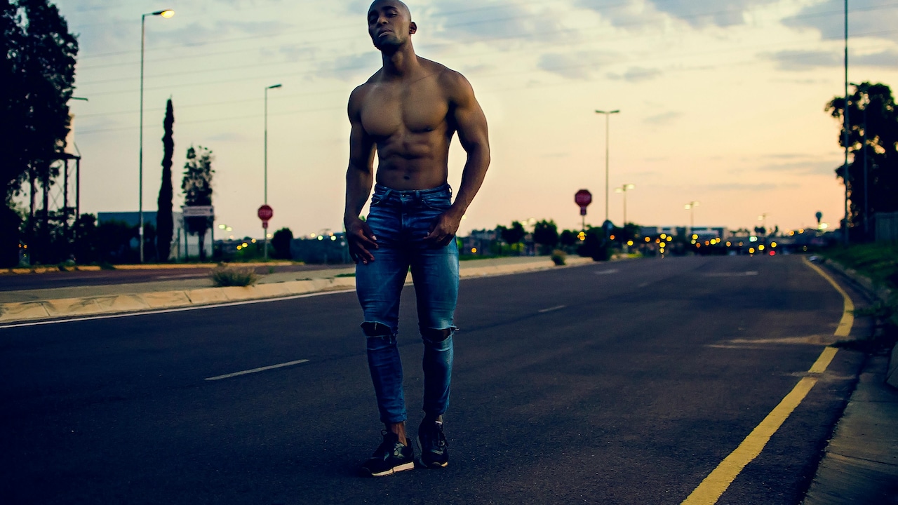 Shop high-quality and trendy Roadster jeans on Myntra Grand Garage Edition.