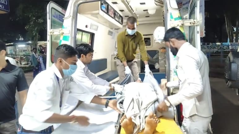 Dhamtari: तहसील कार्यालय में महिला ने खाया जहर, मचा अफरा-तफरी का माहौल