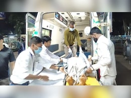 Dhamtari: तहसील कार्यालय में महिला ने खाया जहर, मचा अफरा-तफरी का माहौल Dhamtari: तहसील कार्यालय में महिला ने खाया जहर, मचा अफरा-तफरी का माहौल