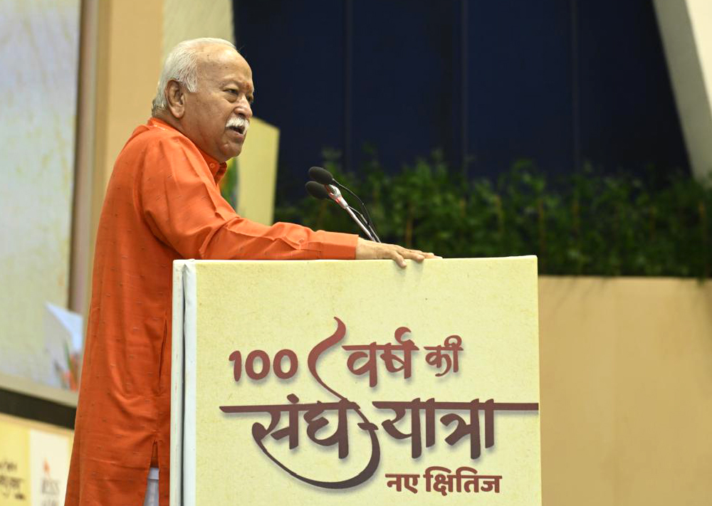 अंतरराष्ट्रीय व्यापार स्वेच्छा से होना चाहिए, दबाव में नहीं... ट्रंप के टैरिफ पर RSS प्रमुख का सख्त संदेश