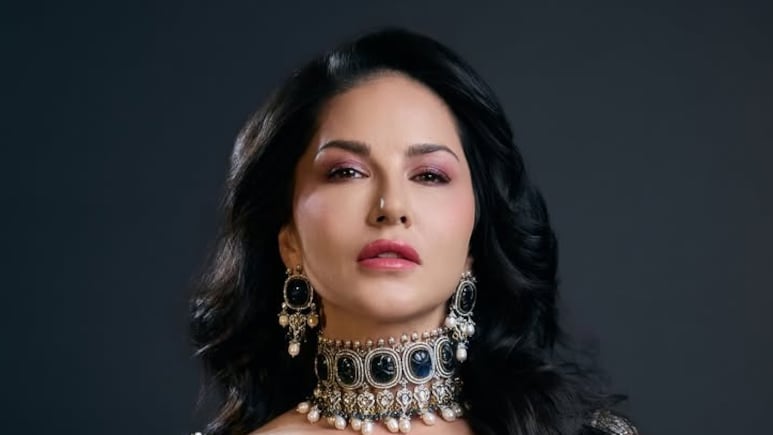 Sunny Leone's Go-To Skincare Hack For Glowing Skin Is Already In Your Backyard