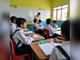 स्कूलों से आए बच्चों ने बताया कैसा हो भविष्य का बिहार, नेताओं को सौंपा जाएगा विजन डॉक्युमेंट स्कूलों से आए बच्चों ने बताया कैसा हो भविष्य का बिहार, नेताओं को सौंपा जाएगा विजन डॉक्युमेंट