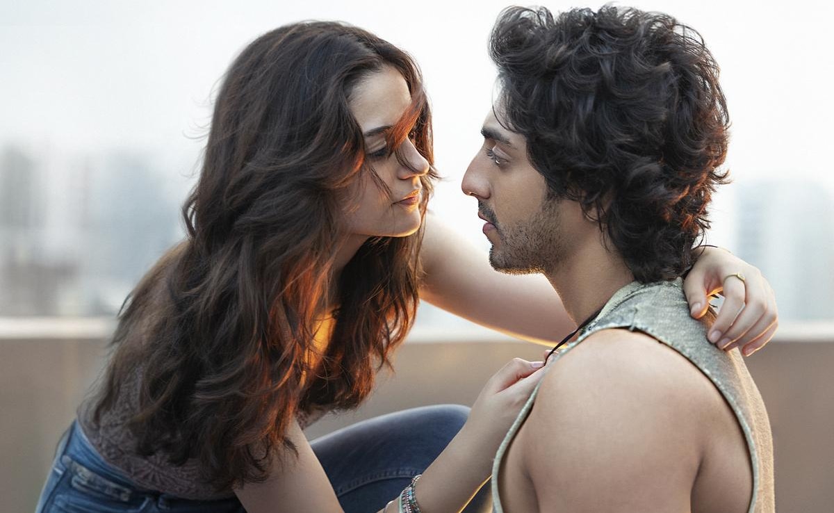Saiyaara Box Office Collection Day 14: Ahaan Panday And Aneet Padda's Film Is At Rs 280.50 Crore And Counting