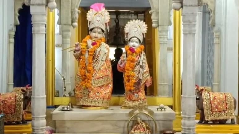 जन्माष्टमी पर 100 करोड़ के आभूषण से सजेंगे राधा-कृष्ण ! जानिए ग्वालियर के गोपाल मंदिर की कहानी