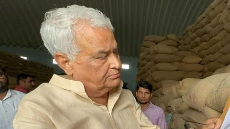 Rajasthan: किसानों की बल्ले बल्ले, दिल्ली से लौटते ही किरोड़ी मीणा ने किया बड़ा ऐलान Rajasthan: किसानों की बल्ले बल्ले, दिल्ली से लौटते ही किरोड़ी मीणा ने किया बड़ा ऐलान