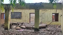 बालोद में बड़ा हादसा: सरकारी स्कूल की छत गिरने से 6 मजदूर घायल, अधिकारियों की लापरवाही आई सामने