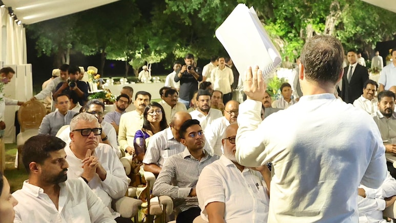 राहुल गांधी के घर इंडिया गठबंधन की डिनर मीटिंग, SIR पर हुई चर्चा