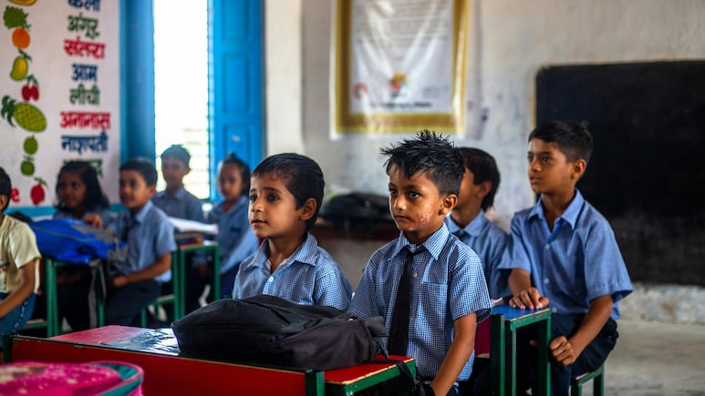बिहार के 29 स्कूल में नहीं हैं कोई टीचर, ये रहे स्कूल की लिस्ट बिहार के 29 स्कूल में नहीं हैं कोई टीचर, ये रहे स्कूल की लिस्ट