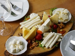 Is Cheese Healthy? The Good, The Bad And The Tasty Facts, Explained