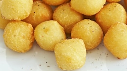 10 Yummiest Potato Snacks For Your Raksha Bandhan 2025 Party