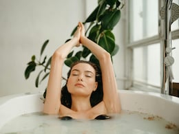 अपने Routine में ऐड करें ये शानदार Body Wash, 500 रुपये से भी कम है इनका Price अपने Routine में ऐड करें ये शानदार Body Wash, 500 रुपये से भी कम है इनका Price