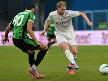 Kevin De Bruyne And Scott McTominay Lead Napoli To 2-0 Win Over Sassuolo