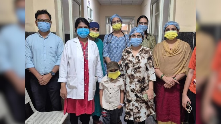 Sickle Cell Anemia: 14 साल की बहन ने बचाई 5 साल के भाई की जान, इस गंभीर बीमारी से जूझ रहा था बालक