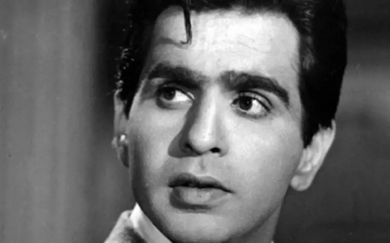 दिलीप कुमार की पहली मोहब्बत की फोटो, जिनसे परिवार के लिए कुर्बान किया प्यार, सायरा बानो या मधुबाला नहीं