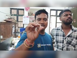 पन्ना में एक बार फिर चमकी किसान की किस्मत, जमीन से निकला 4.90 कैरेट का बहुमूल्य नगीना पन्ना में एक बार फिर चमकी किसान की किस्मत, जमीन से निकला 4.90 कैरेट का बहुमूल्य नगीना