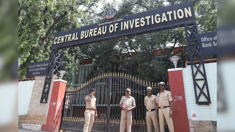फर्जी एनकाउंटर में 'SSP-DSP' समेत 5 दोषी, तीन दशक पुराने केस में CBI कोर्ट का अहम फैसला फर्जी एनकाउंटर में 'SSP-DSP' समेत 5 दोषी, तीन दशक पुराने केस में CBI कोर्ट का अहम फैसला