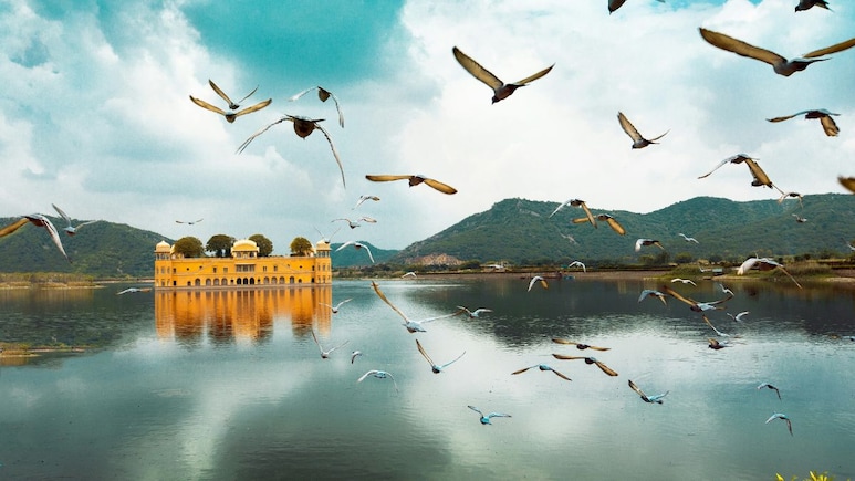 8 Scenic Getaways Near Delhi To Explore This Independence Day Weekend 8 Scenic Getaways Near Delhi To Explore This Independence Day Weekend