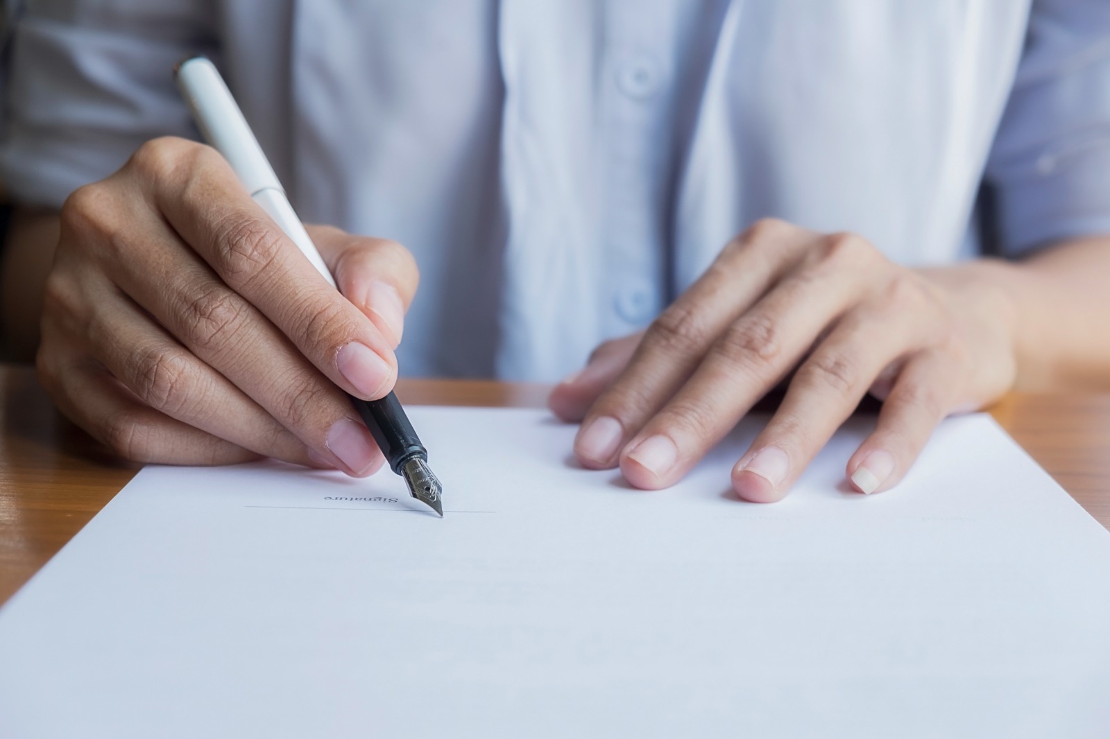 International Left handers Day: कंप्यूटर की तरह चलता है उल्टे हाथ से काम करने वालों का दिमाग
