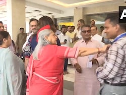 Video: Jaya Bachchan Pushes, Scolds Man Trying To Take Selfie With Her