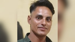 Love Story : भयंकर! विवाहित महिलेनं प्रियकराला घरी बोलावलं, पती सोबत विवस्त्र केलं आणि स्क्रूड्रायव्हरनं...