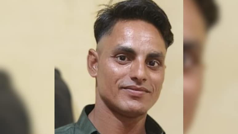 UP Woman Calls Lover Home, Joins Husband In Killing Him With Screwdriver UP Woman Calls Lover Home, Joins Husband In Killing Him With Screwdriver