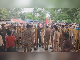 एक साथ तीन मंदिरों के ट्रस्ट बनाने की मांग ! सड़क पर उतरी अस्तोत्र गांव की जनता, जानें - पूरा मामला