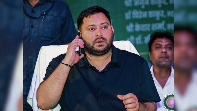 जिस पते पर रजिस्टर्ड है तेजस्वी का वोटर कार्ड, वहां NDTV को क्या मिला?