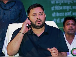 जिस पते पर रजिस्टर्ड है तेजस्वी का वोटर कार्ड, वहां NDTV को क्या मिला? जिस पते पर रजिस्टर्ड है तेजस्वी का वोटर कार्ड, वहां NDTV को क्या मिला?