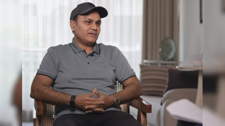 'जाओ कोच से कह दो मेरे करीब न आए वरना...' जब वीरेंद्र सहवाग ने ग्रेग चैपल को दी थी धमकी 'जाओ कोच से कह दो मेरे करीब न आए वरना...' जब वीरेंद्र सहवाग ने ग्रेग चैपल को दी थी धमकी