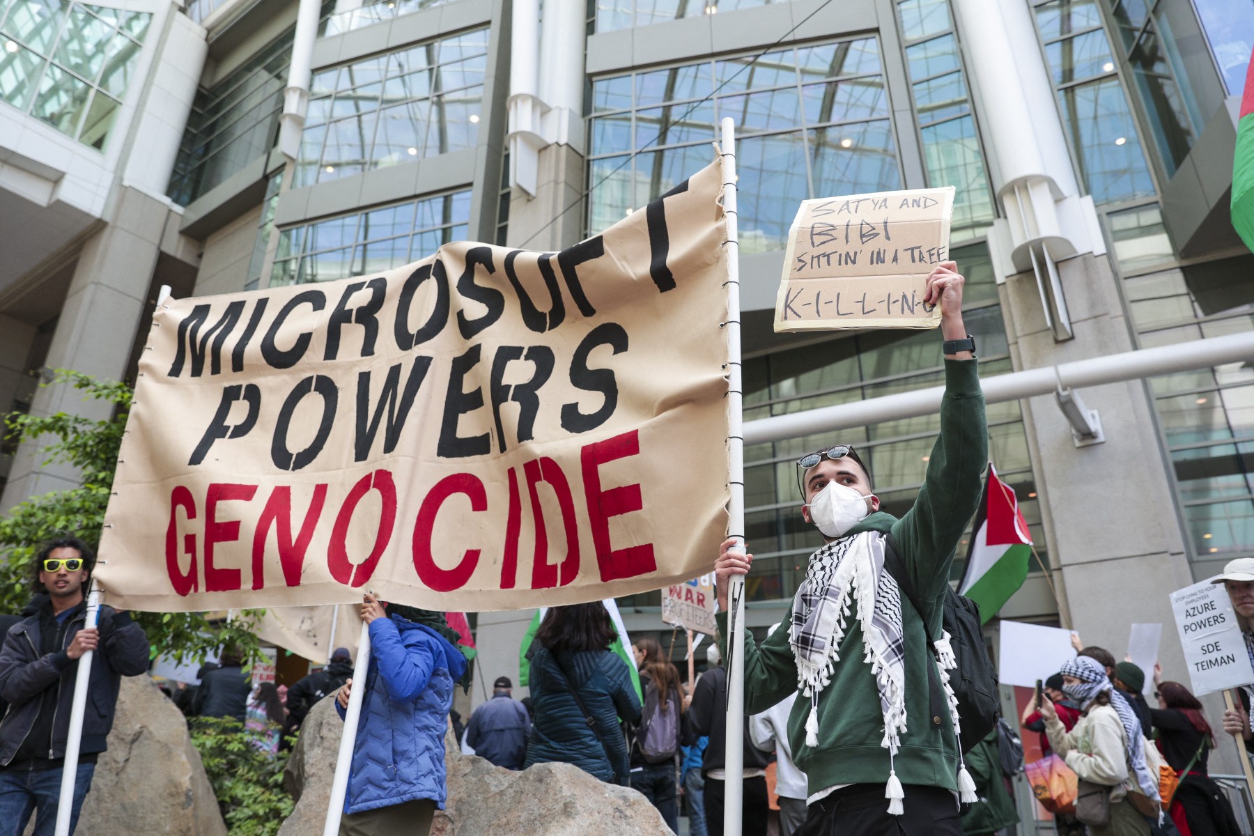 18 Microsoft Employees Arrested During Protest Over Israel Military Ties