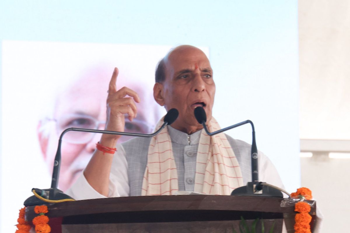 पाकिस्तान का इतिहास-भूगोल दोनों बदल देंगे...राजनाथ ने फिर क्यों दिलाई 1965 के युद्ध की याद?