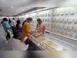 फीकी पड़ सकती है जयपुर के जवाहरात व्यवसाय की चमक, ट्रंप के टैरिफ से ज्वेलर्स की बढ़ी चिंताएं फीकी पड़ सकती है जयपुर के जवाहरात व्यवसाय की चमक, ट्रंप के टैरिफ से ज्वेलर्स की बढ़ी चिंताएं