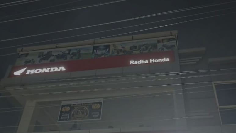 धार-पीथमपुर में RTO की बड़ी कार्रवाई, वाहन शोरूम मारुति डीलर रुक्मणी मोटर्स और होंडा टू-व्हीलर डीलर राधा होंडा सील धार-पीथमपुर में RTO की बड़ी कार्रवाई, वाहन शोरूम मारुति डीलर रुक्मणी मोटर्स और होंडा टू-व्हीलर डीलर राधा होंडा सील
